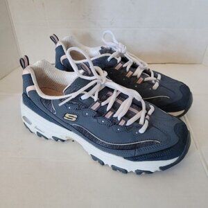 Skechers shoes size 9 Women's Shoes Chunky Casual walking lace up
